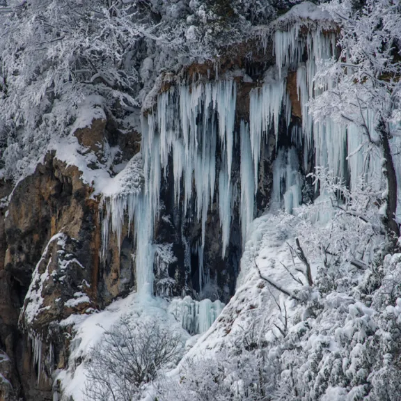 Фотография 3 - Гуамское ущелье, термальные источники