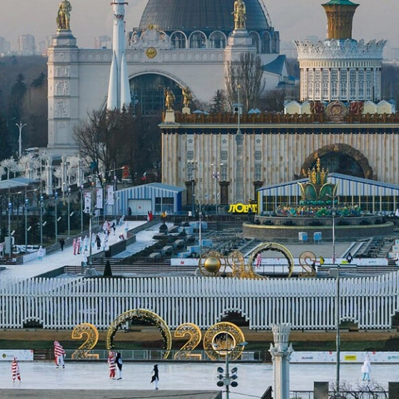 Фотография 3 - Прибытие в Москву, Мосфильм, ВДНХ