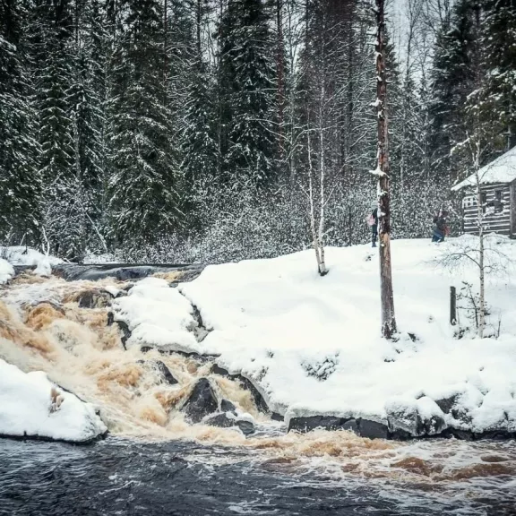 Фотография 3 - Посещение комплекса «Долина Водопадов», встреча Нового года