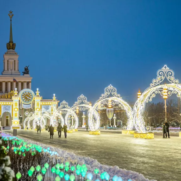 Фотография 4 - ВДНХ, «Огни новогодней Москвы!»