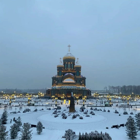 Фотография 4 - Царицыно. Речная прогулка. Посещение Главного Храма Вооруженных Сил  РФ 