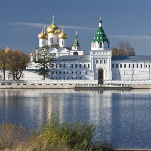 Фотография 1 - Кострома, Ярославль, Спасо-Преображенский монастырь