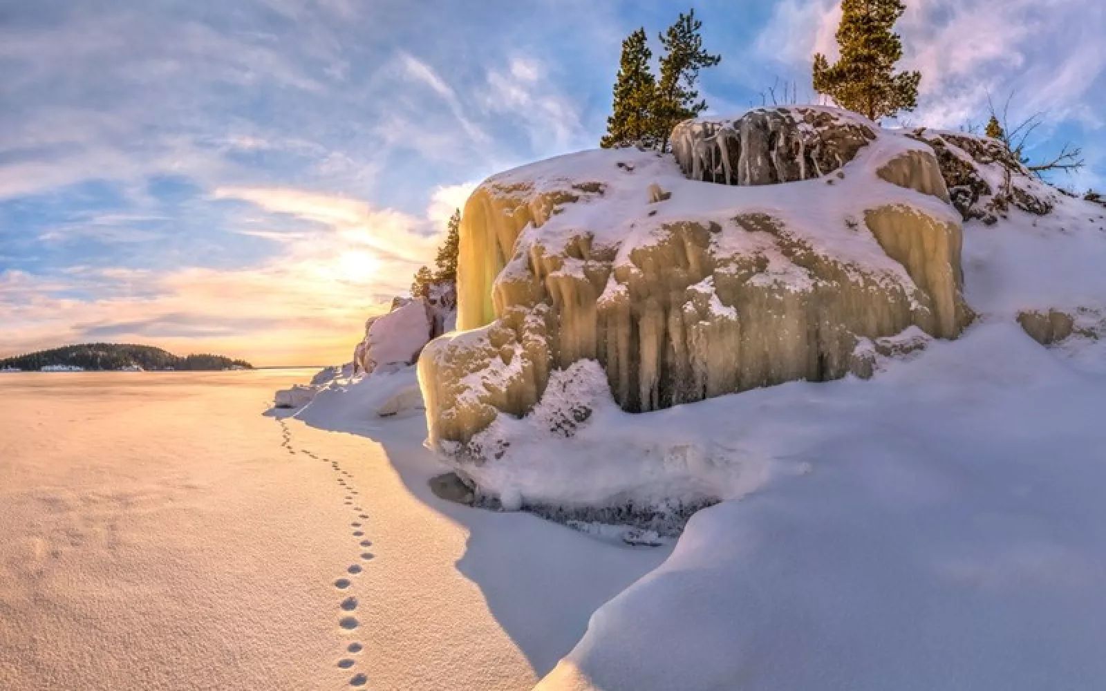 Фотография Карелия: вдоль Ладожского озера. Зима. На поезде<br> Едем через Минск → Витебск